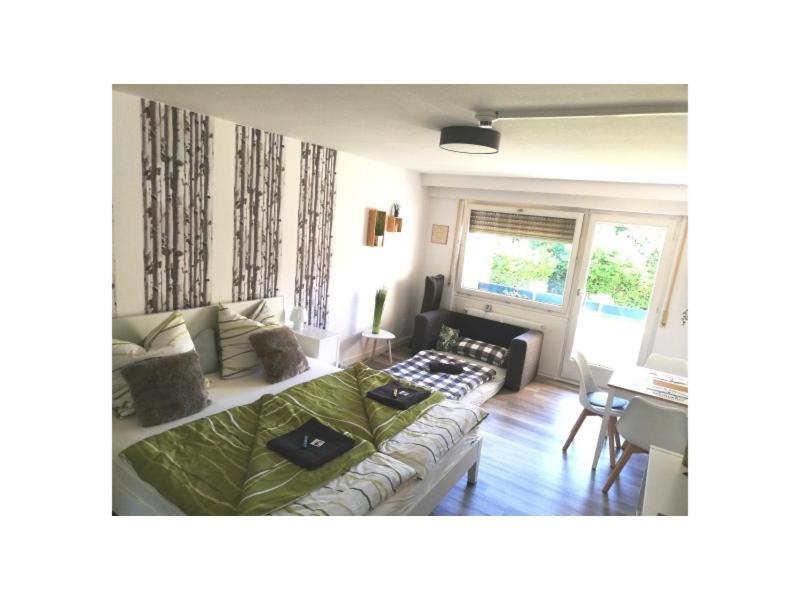 Lived-In Appartement Bad Urach Extérieur photo